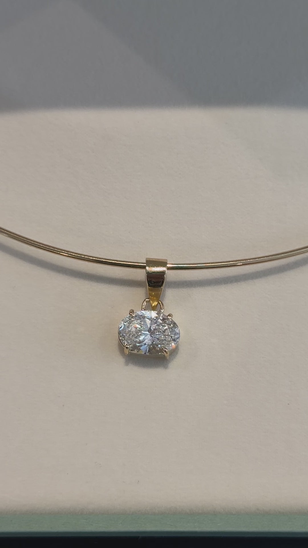 Irina Oval Charm 4 CT
